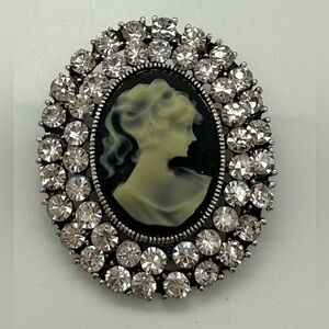 Rhinestone Cameo Brooch Pin Silver Tone Oval Victorian Lady Portrait